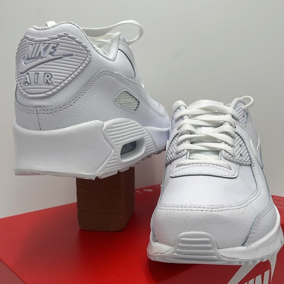 Nike WMNS Air Max 90 White Sneakers
White/Metallic Silver/White HF6358-102 - Picture 12 of 16